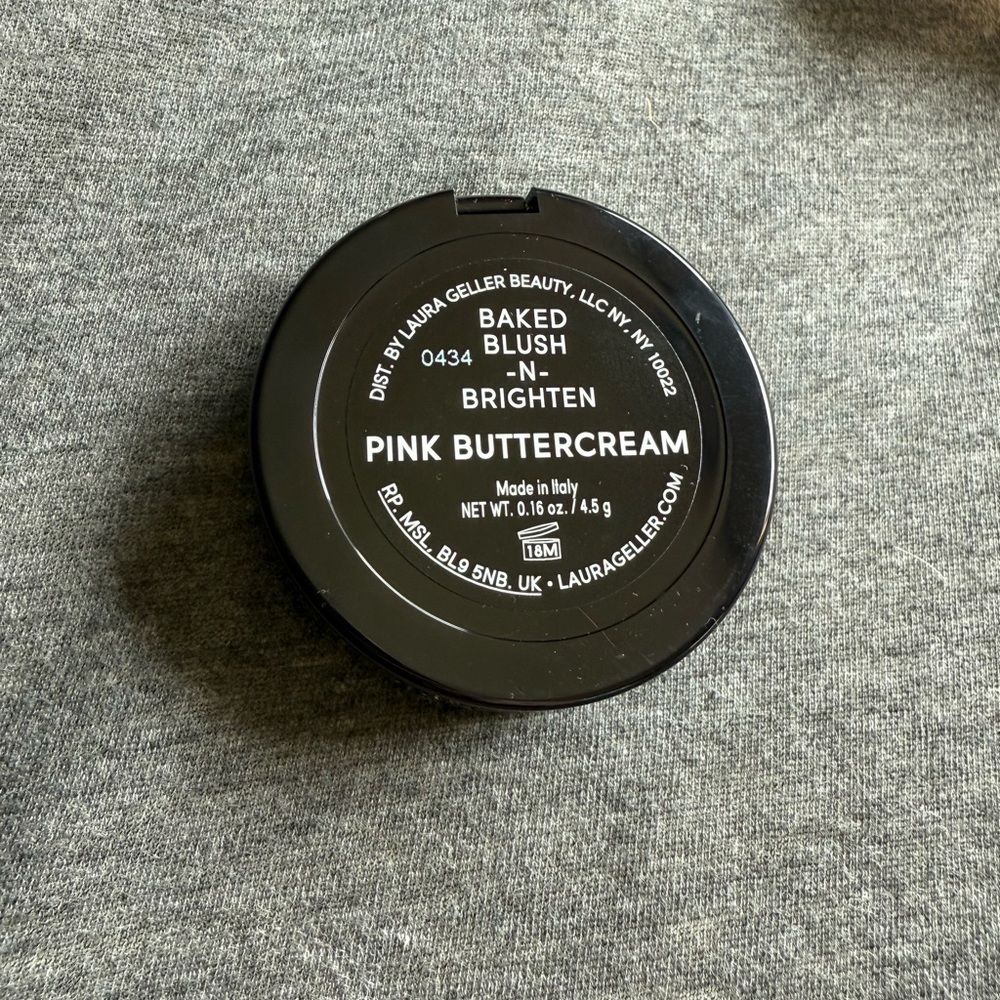 Laura Geller Baked Blush-N-Brighten - Vibrant Pink Marble - Picture 3 of 5